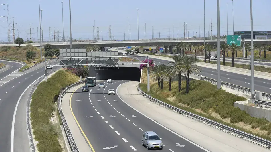 כביש 431 יבנה פלמחים, יוני 2016 כביש 431 יבנה פלמחים, יוני 2016