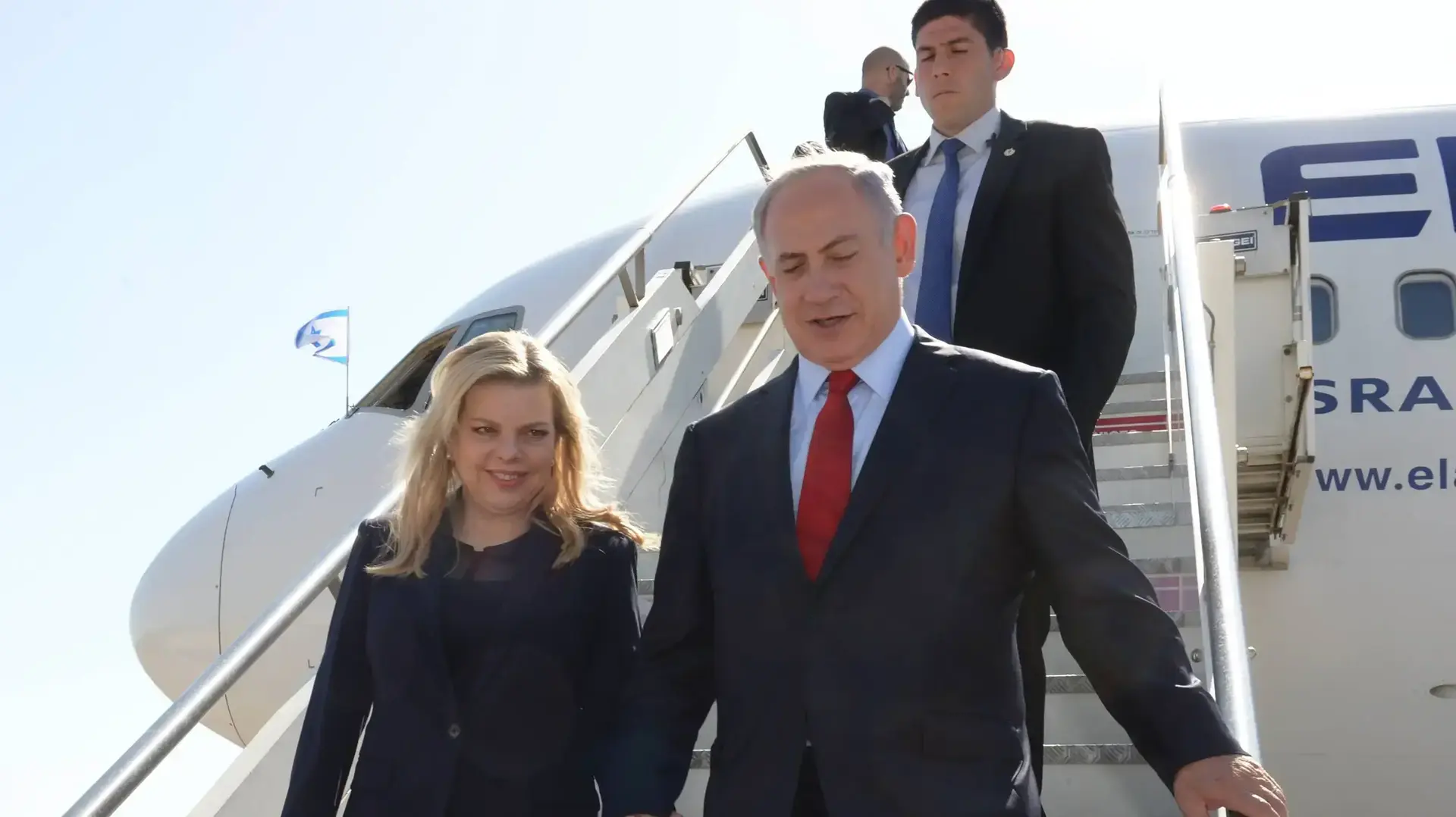 ראש הממשלה בנימין נתניהו ורעייתו שרה נוחתים ברומא, איטליה ראש הממשלה בנימין נתניהו ורעייתו שרה נוחתים ברומא, איטליה