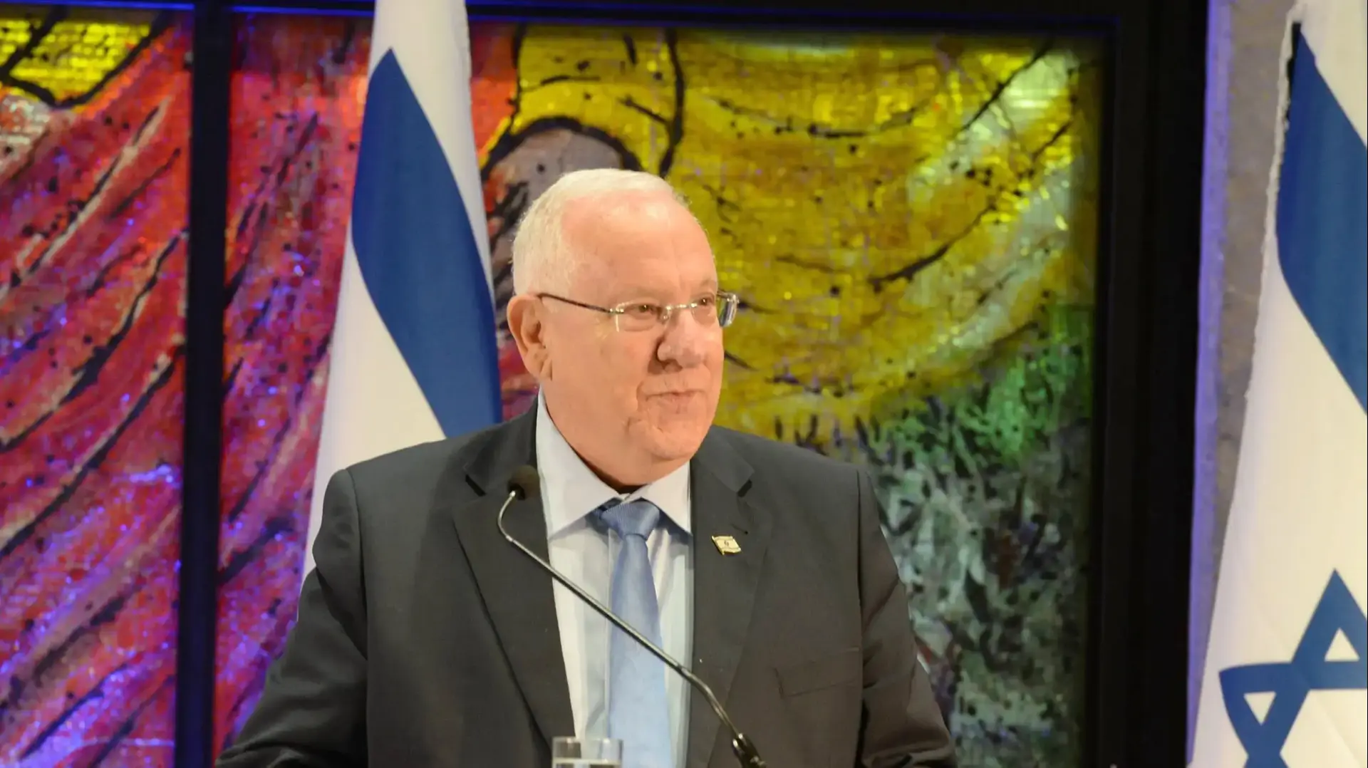 נשיא המדינה ראובן ריבלין בטקס הענקת תעודות ליחידות המילואים המצטיינות לשנת תשע"ו, בית הנשיא. יוני 2016 נשיא המדינה ראובן ריבלין בטקס הענקת תעודות ליחידות המילואים המצטיינות לשנת תשע"ו, בית הנשיא. יוני 2016