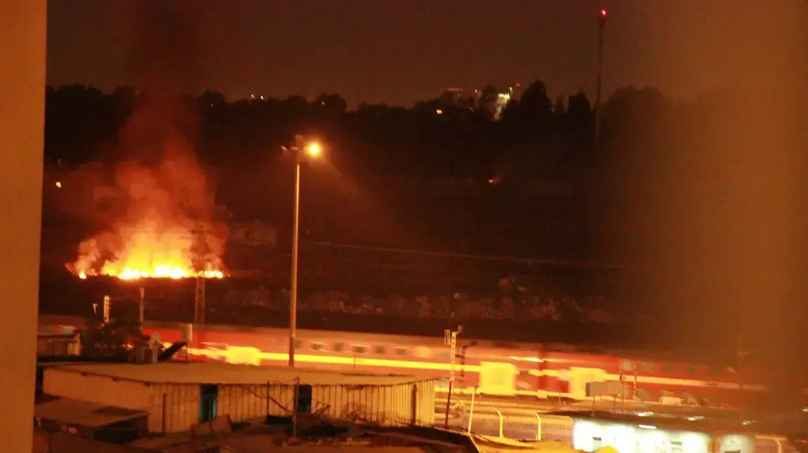 שריפות פסולת בכפר דהמש הסמוך ללוד שריפות פסולת בכפר דהמש הסמוך ללוד