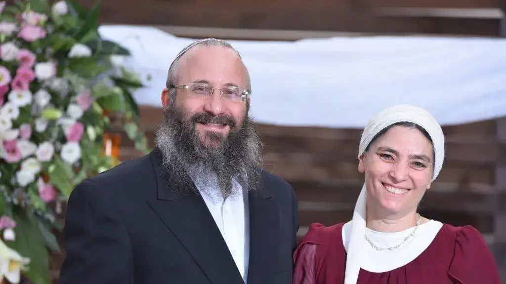 מיכאל (מיכי) מרק שנהרג בפיגוע ירי בדרום הר חברון ואשתו חוי שנפצעה באורח קשה, יולי 2016 מיכאל (מיכי) מרק שנהרג בפיגוע ירי בדרום הר חברון ואשתו חוי שנפצעה באורח קשה, יולי 2016