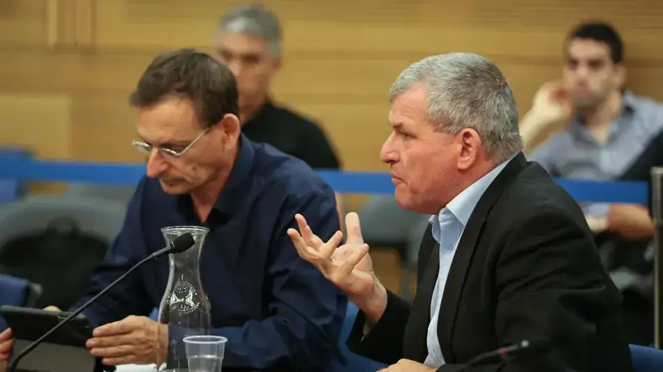 ח"כ מיקי רוזנטל, וועדת הפנים של הכנסת בנושא איסוף חומרים על נבחרי ציבור בכנסת. 6 ביולי 2016 ח"כ מיקי רוזנטל, וועדת הפנים של הכנסת בנושא איסוף חומרים על נבחרי ציבור בכנסת. 6 ביולי 2016