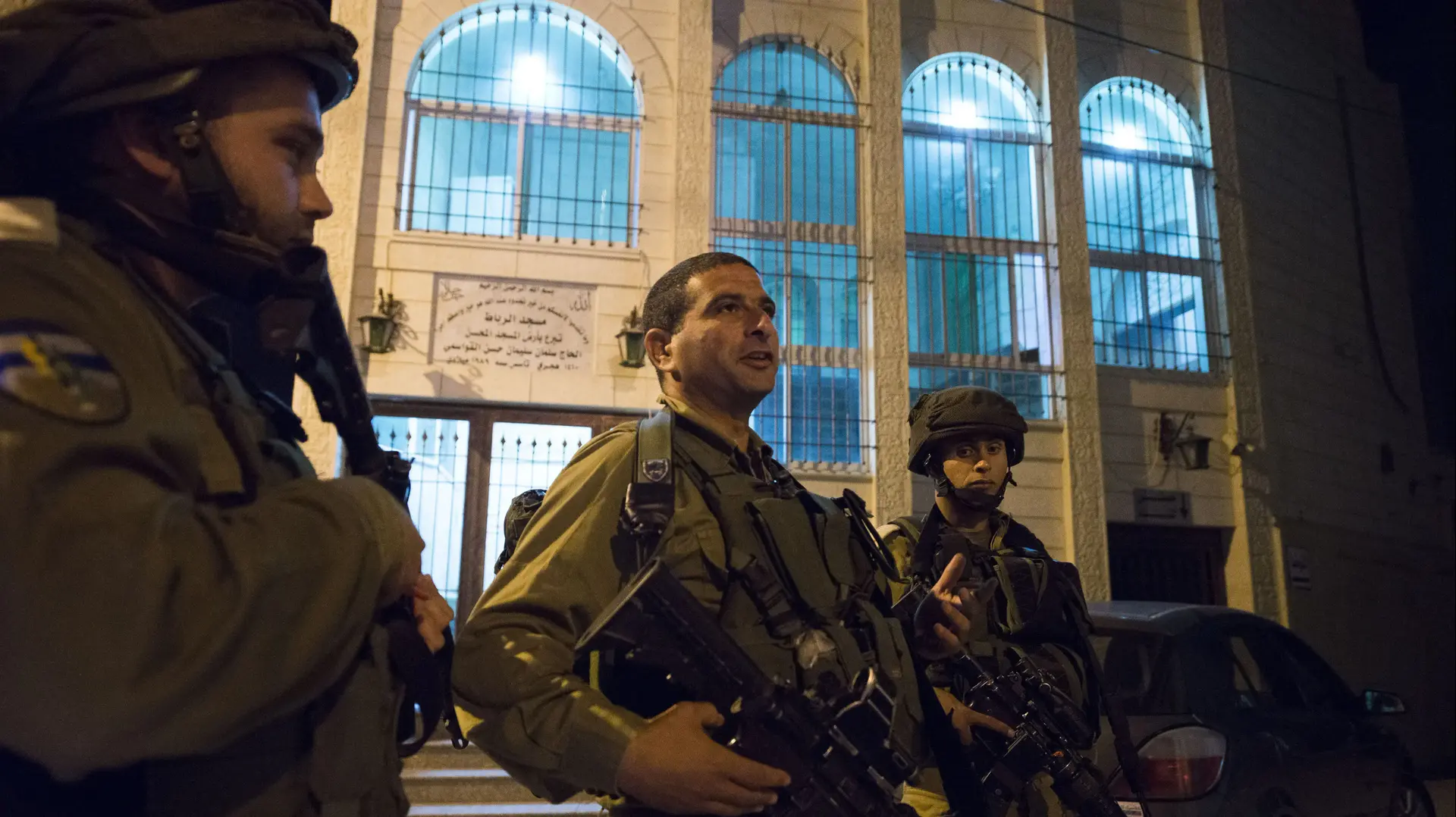 אל"מ יריב בן עזרא, מח"ט יהודה בצפון חברון בסיור, יולי 2016 אל"מ יריב בן עזרא, מח"ט יהודה בצפון חברון בסיור, יולי 2016