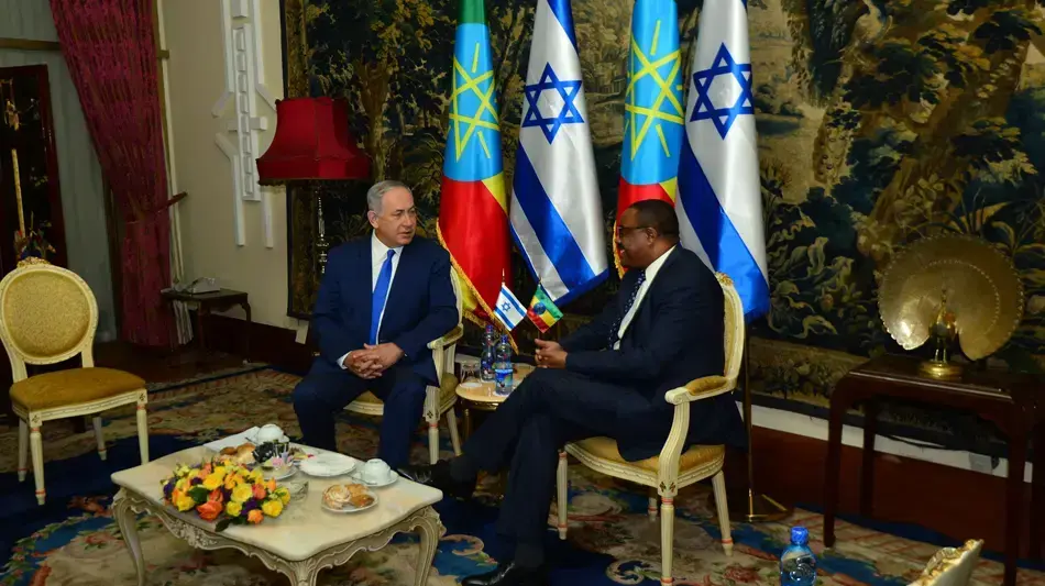 ביקור ראש הממשלה באדיס אבבה, אתיופיה.ראש הממשלה בנימין נתניהו בבית הנשיא, קבלת פנים ופגישה עם ראש ממשלת אתיופיה. היילמריאם דסלן ביקור ראש הממשלה באדיס אבבה, אתיופיה.ראש הממשלה בנימין נתניהו בבית הנשיא, קבלת פנים ופגישה עם ראש ממשלת אתיופיה. היילמריאם דסלן