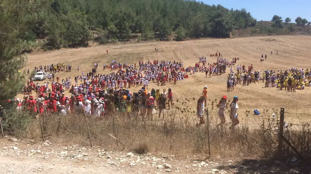 חניכי תנועת הצופים פונו ממחנה קיץ בקרבת נחל השופט  300 בעקבות שריפה שפרצה באזור