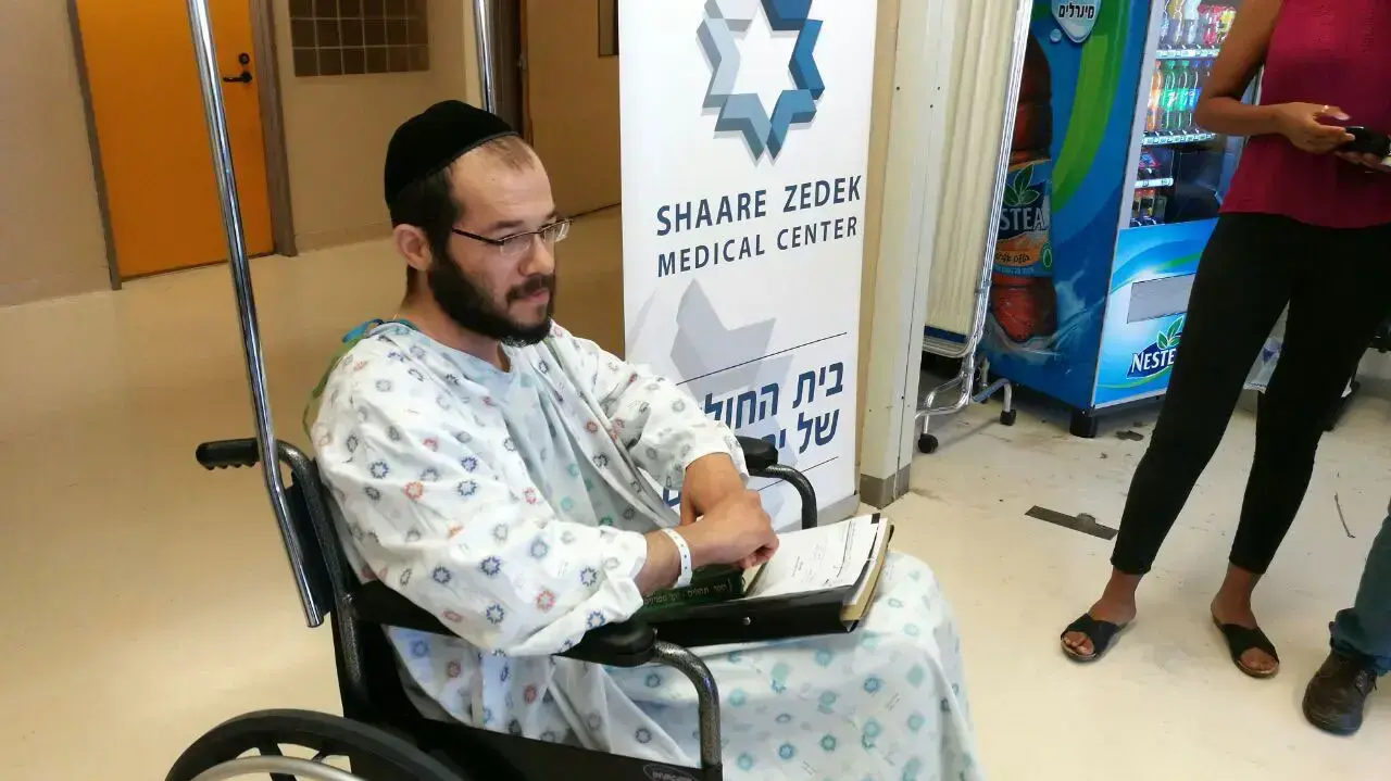 איתן פינקל, פצוע מפיגוע הירי בגוש עציון, בית החולים שערי צדק, ירושלים. יולי 2016 איתן פינקל, פצוע מפיגוע הירי בגוש עציון, בית החולים שערי צדק, ירושלים. יולי 2016