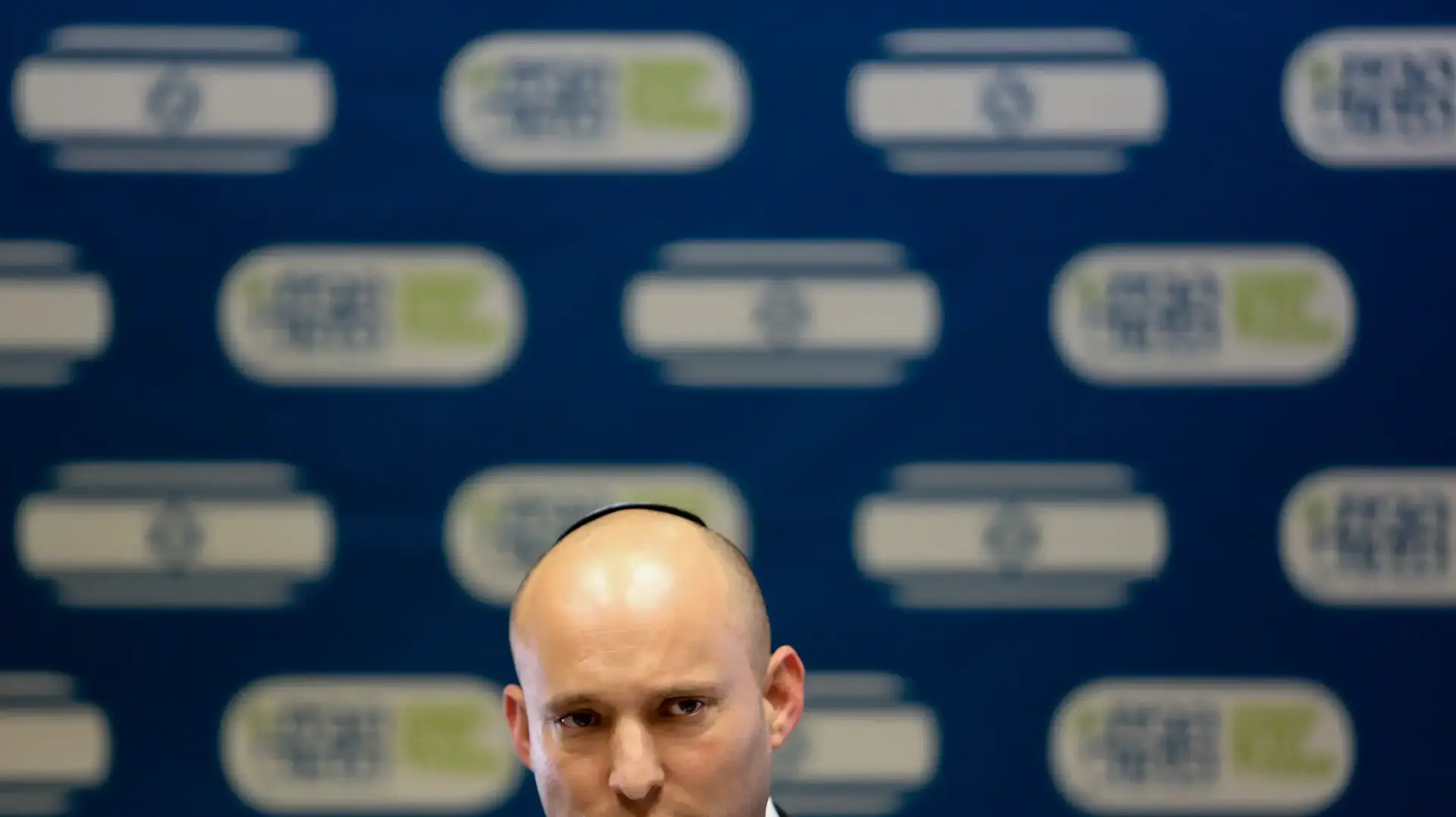 נפתלי בנט בישיבת סיעת הבית היהודי נפתלי בנט בישיבת סיעת הבית היהודי