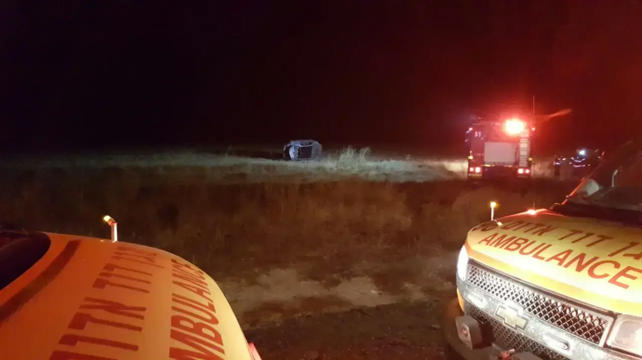 שני הרוגים ושני פצועים בינוני-קשה בהתהפכות מכונית בכביש 264, בסמוך למושב שובל שבנגב, 12 ביולי 2016 שני הרוגים ושני פצועים בינוני-קשה בהתהפכות מכונית בכביש 264, בסמוך למושב שובל שבנגב, 12 ביולי 2016