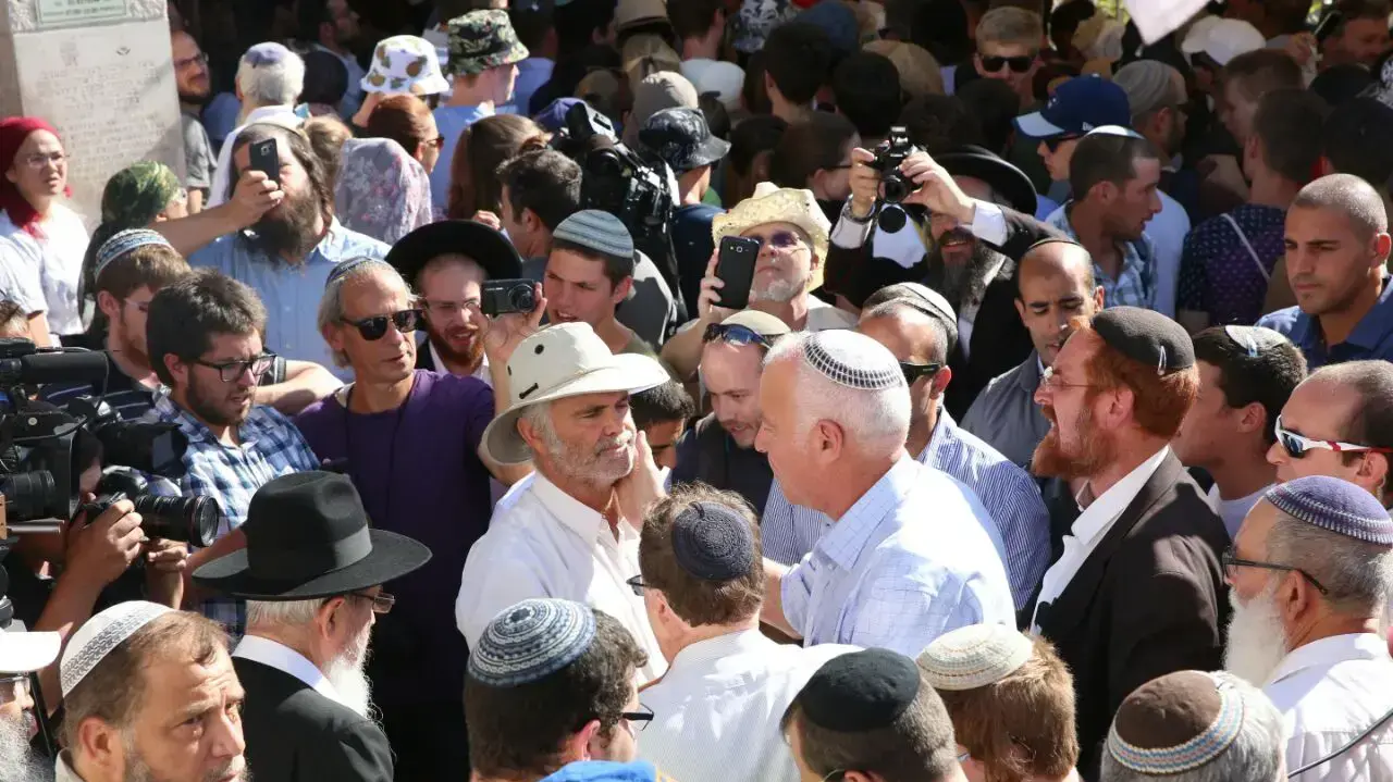 משפחתה של הלל יפה אריאל ז"ל בכניסה להר הבית. 12 ביולי 2016 משפחתה של הלל יפה אריאל ז"ל בכניסה להר הבית. 12 ביולי 2016