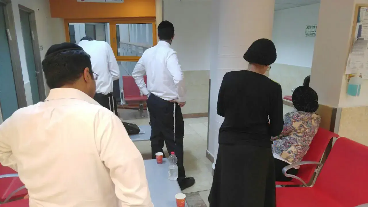 בני משפחתה של הדס לוי בת הארבע שנפצעה אנוש מתאונה ליד חשמונאים, יולי 2016