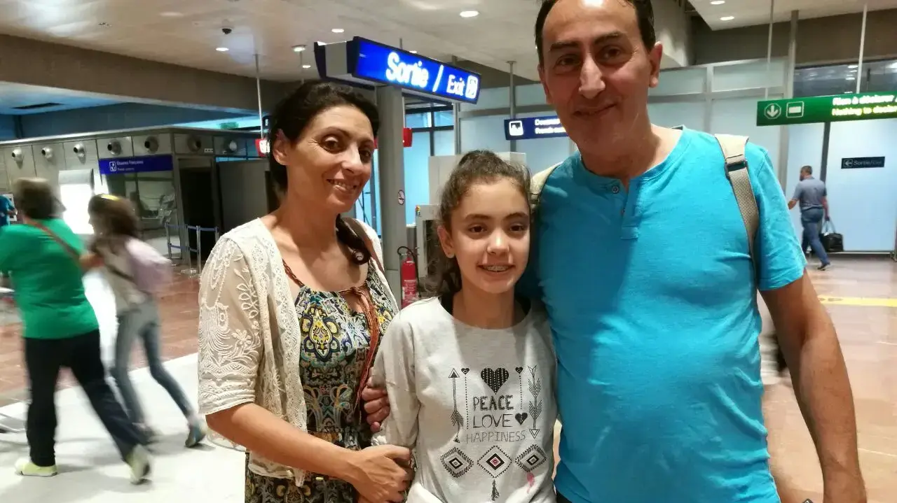 אנאל בנטולילה שנסעה לחגוג את בת המצווה שלה בניס צרפת 15 יולי 2016 אנאל בנטולילה שנסעה לחגוג את בת המצווה שלה בניס צרפת 15 יולי 2016