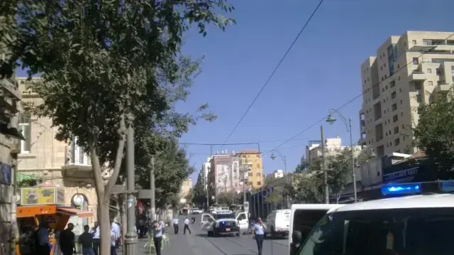 נושא: פלסטיני נעצר בכניסה לרכבת הקלה ברחוב קינג ג'ורג' במרכז ירושלים בחשד שהחזיק מטען חבלה בתיקו. 17 ביולי 2016 נושא: פלסטיני נעצר בכניסה לרכבת הקלה ברחוב קינג ג'ורג' במרכז ירושלים בחשד שהחזיק מטען חבלה בתיקו. 17 ביולי 2016