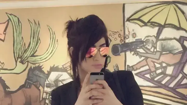 קנדיל בלוץ', כוכב רשת בפקיסטן, שנרצחה בידי אחיה
