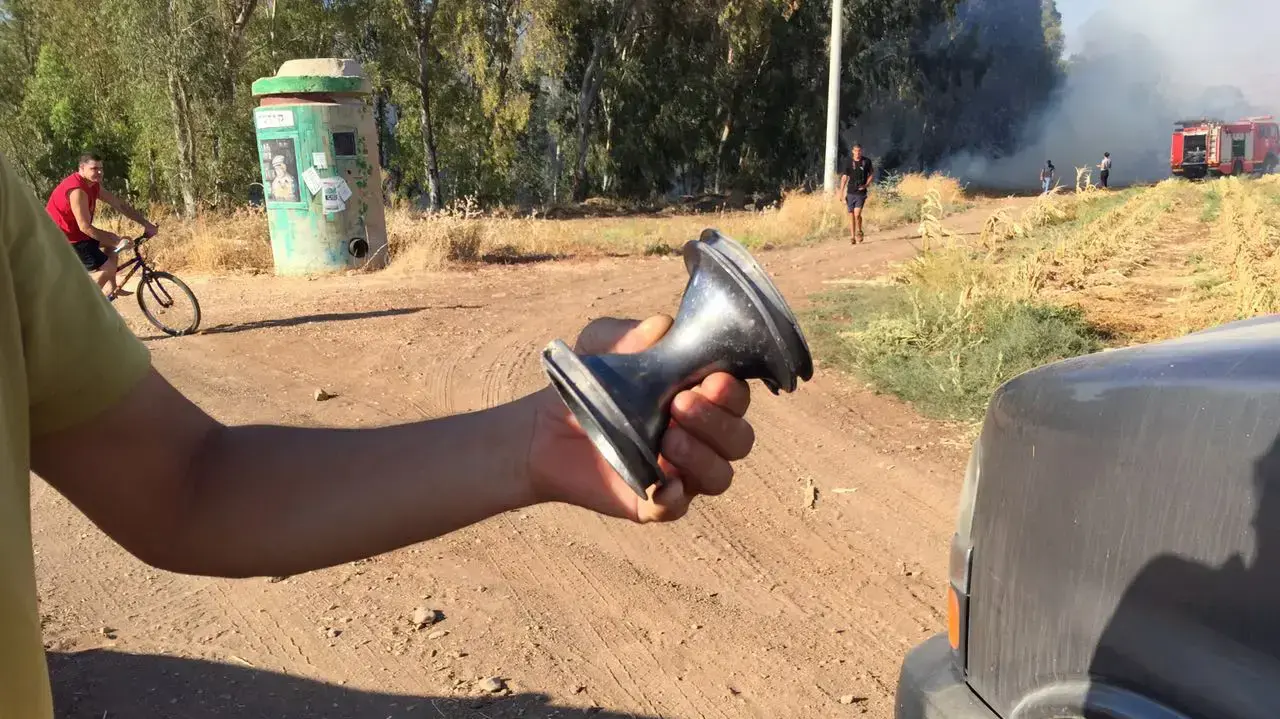 איתור נפילת שברים באיילת השחר בעקבות טיל ששוגר לעבר ישראל, מרחב רמת הגולן. יולי 2016 איתור נפילת שברים באיילת השחר בעקבות טיל ששוגר לעבר ישראל, מרחב רמת הגולן. יולי 2016