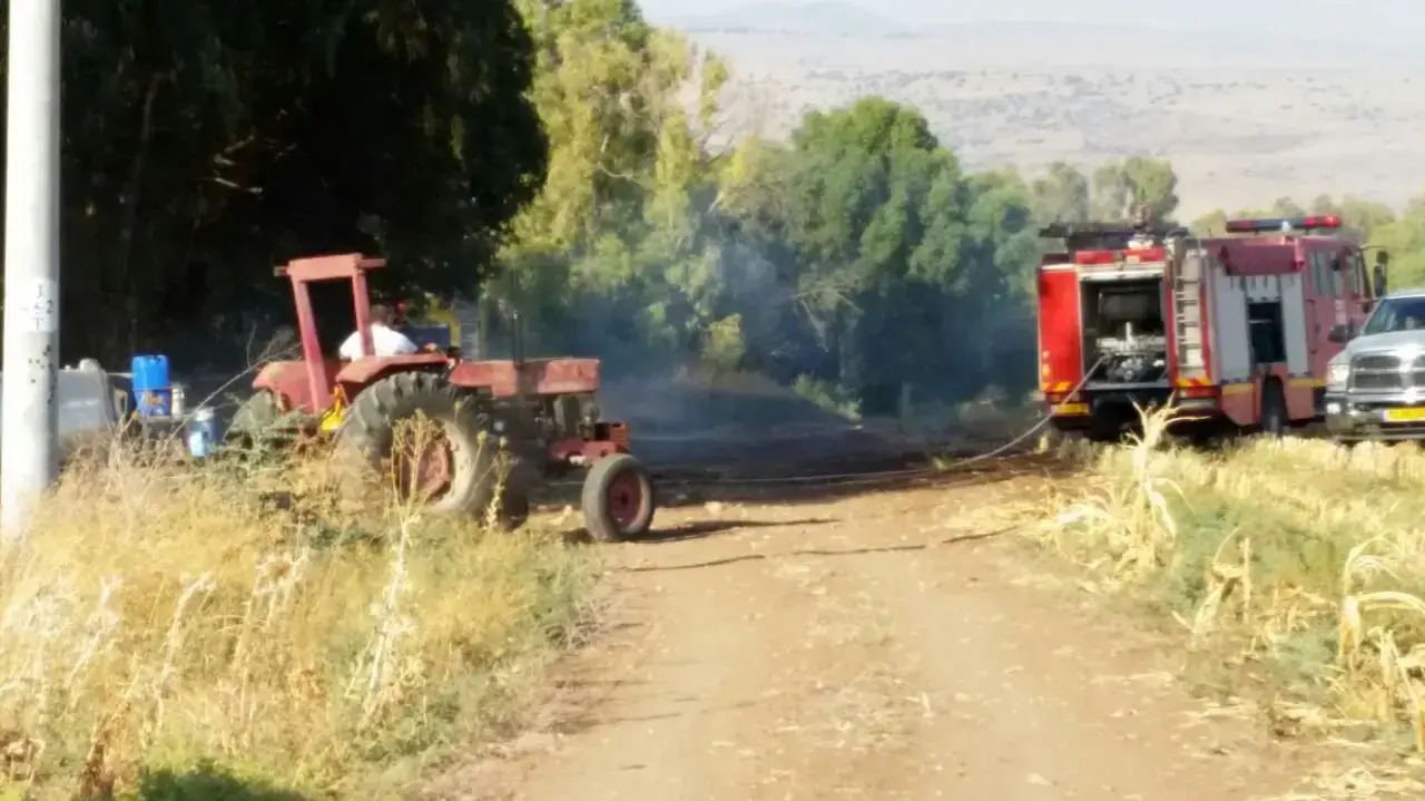 נפילות שברים בעקבות טילי פטריוט ששוגרו לעבר כלי טיס בלתי מאויש, איילת השחר. יולי 2016 נפילות שברים בעקבות טילי פטריוט ששוגרו לעבר כלי טיס בלתי מאויש, איילת השחר. יולי 2016