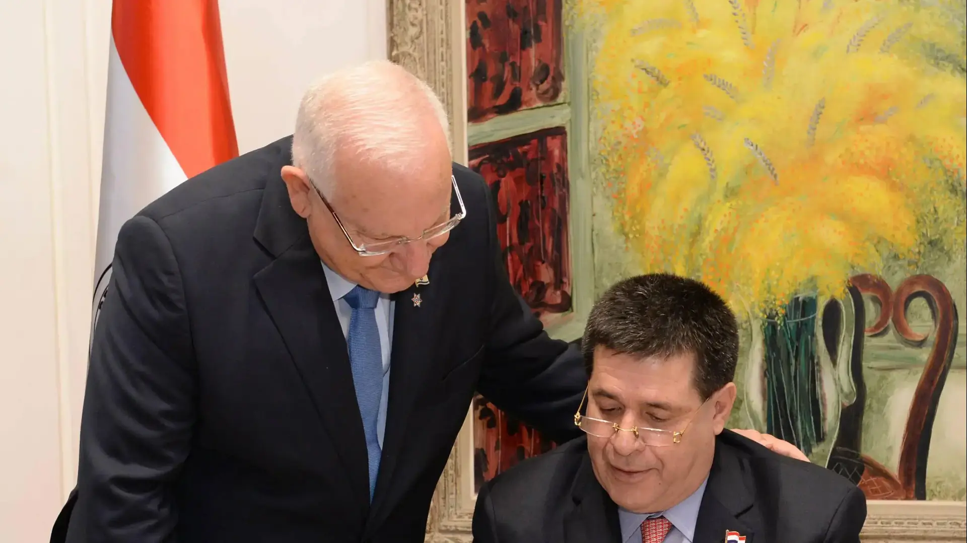נשיא המדינה ראובן ריבלין ונשיא פרגוואי הוראסיו מנואל קארטס חארה. משכן הנשיא 18 ביולי 2016 נשיא המדינה ראובן ריבלין ונשיא פרגוואי הוראסיו מנואל קארטס חארה. משכן הנשיא 18 ביולי 2016