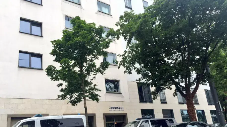 הבניין שבו התגורר הצעיר שירה למוות בתשעה בני אדם במינכן, גרמניה. 23 ביולי 2016