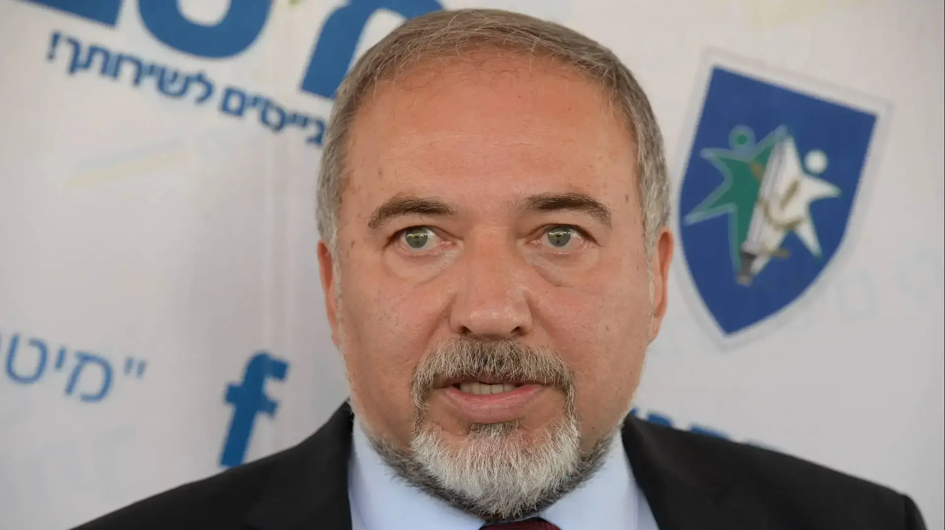 שר הביטחון אביגדור ליברמן, בסיס תל השומר. 25 ביולי 2016