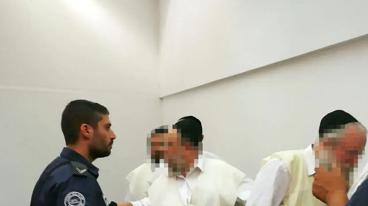הארכת מעצרם של חשודים בהתעללות בתלמידים במוסד חינוכי בתל אביב בית משפט השלום תל אביב הארכת מעצרם של חשודים בהתעללות בתלמידים במוסד חינוכי בתל אביב בית משפט השלום תל אביב