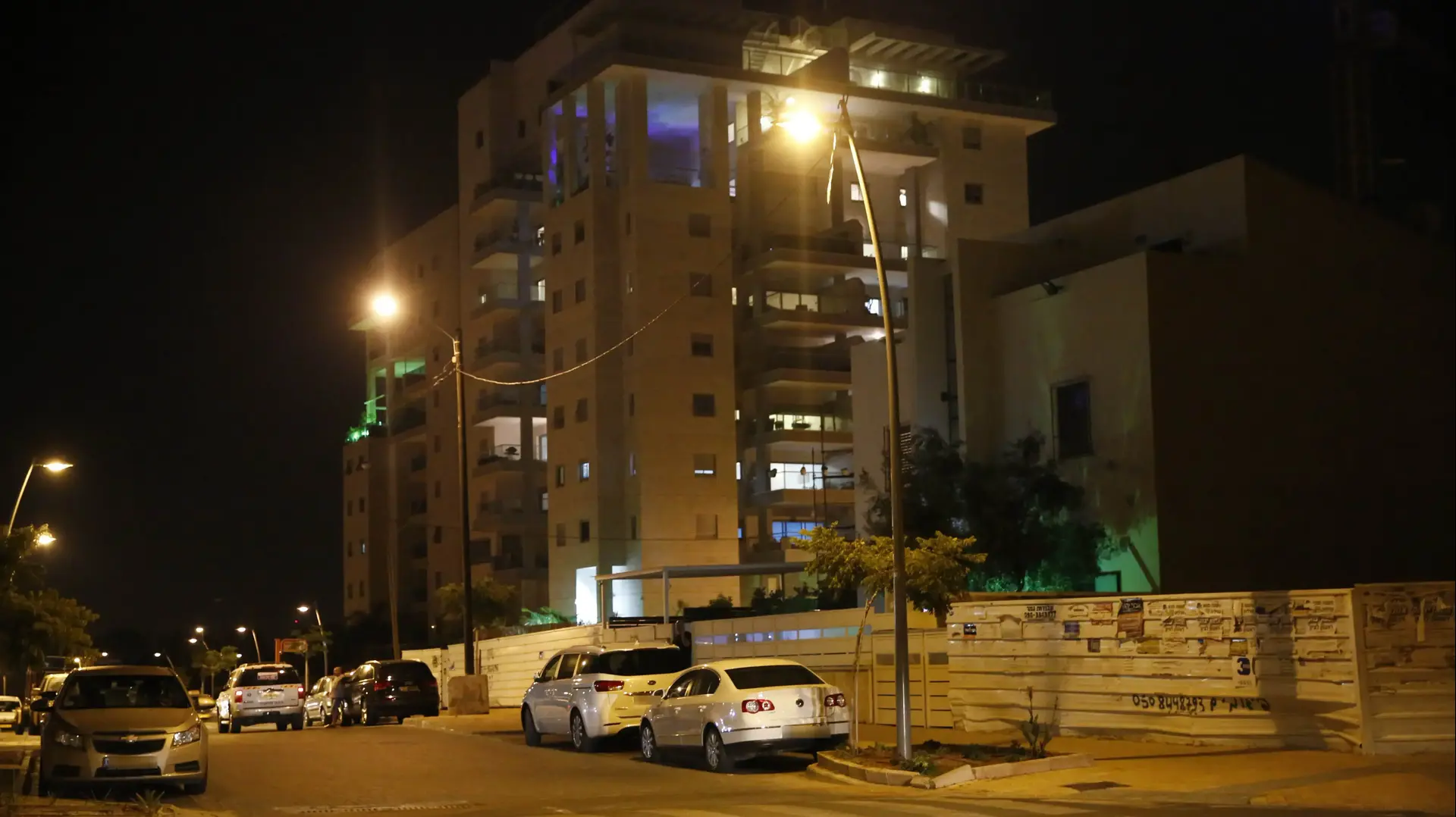 רחוב אלימלך צמיר, שכונת נחלת יהודה, ראשון לציון. 26 ביולי 2016 רחוב אלימלך צמיר, שכונת נחלת יהודה, ראשון לציון. 26 ביולי 2016