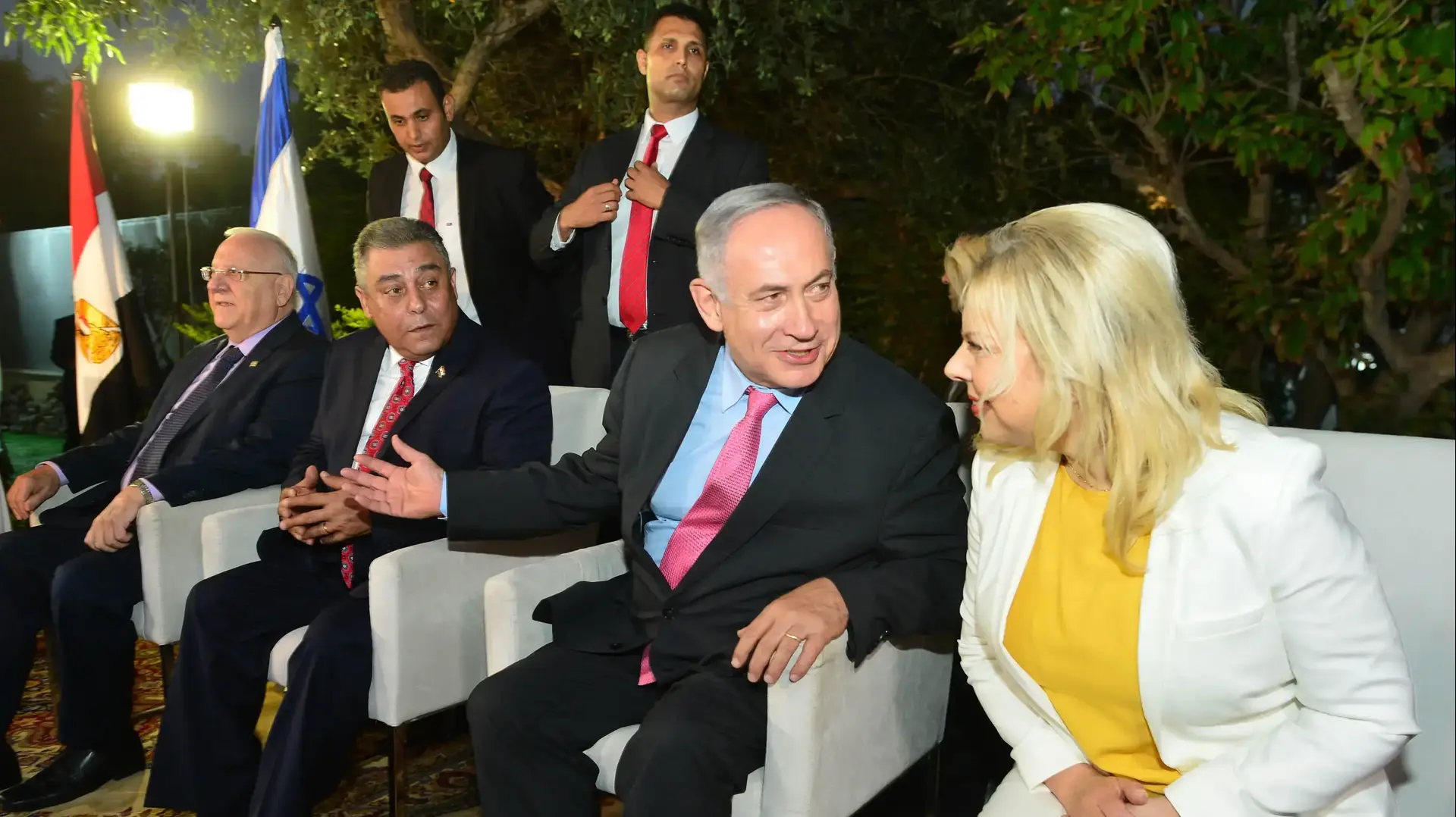 ראש הממשלה בנימין נתניהו ורעייתו, גב' שרה נתניהו- קבלת פנים בבית השגריר המצרי חזאם חייראת בהרצליה, לרגל היום הלאומי של מצרים ראש הממשלה בנימין נתניהו ורעייתו, גב' שרה נתניהו- קבלת פנים בבית השגריר המצרי חזאם חייראת בהרצליה, לרגל היום הלאומי של מצרים