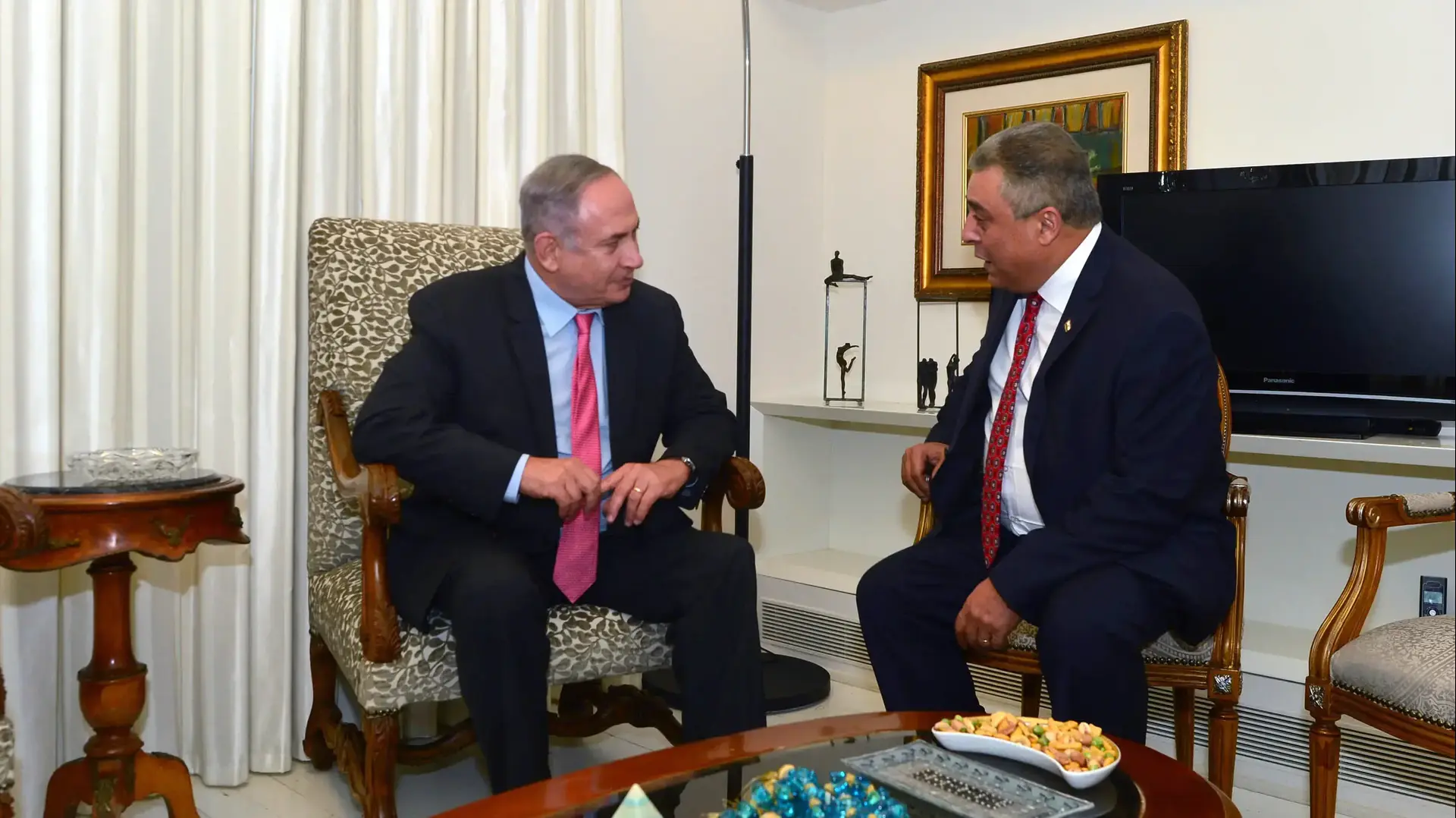 ראש הממשלה בנימין נתניהו ורעייתו, גב' שרה נתניהו- קבלת פנים בבית השגריר המצרי חזאם חייראת בהרצליה, לרגל היום הלאומי של מצרים ראש הממשלה בנימין נתניהו ורעייתו, גב' שרה נתניהו- קבלת פנים בבית השגריר המצרי חזאם חייראת בהרצליה, לרגל היום הלאומי של מצרים