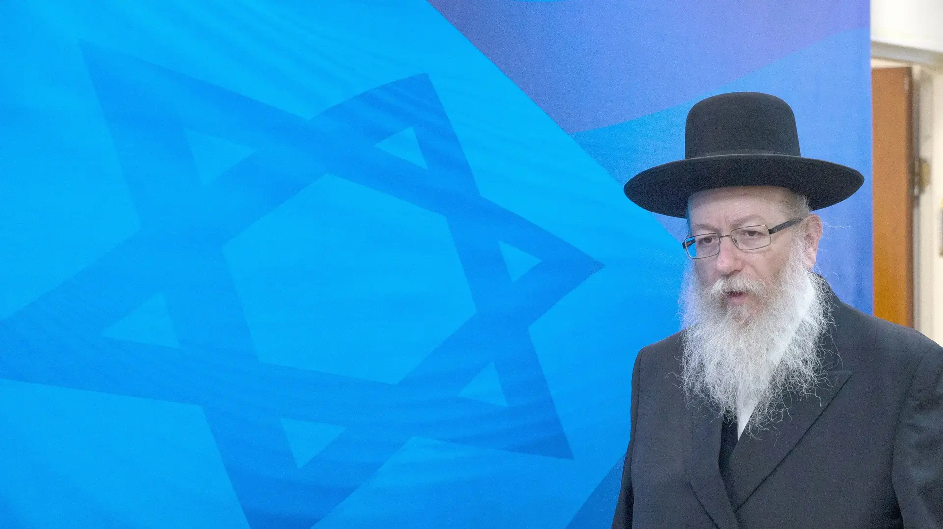 השר יעקב ליצמן. ישיבת ממשלה. 31 ביולי 2016 השר יעקב ליצמן. ישיבת ממשלה. 31 ביולי 2016