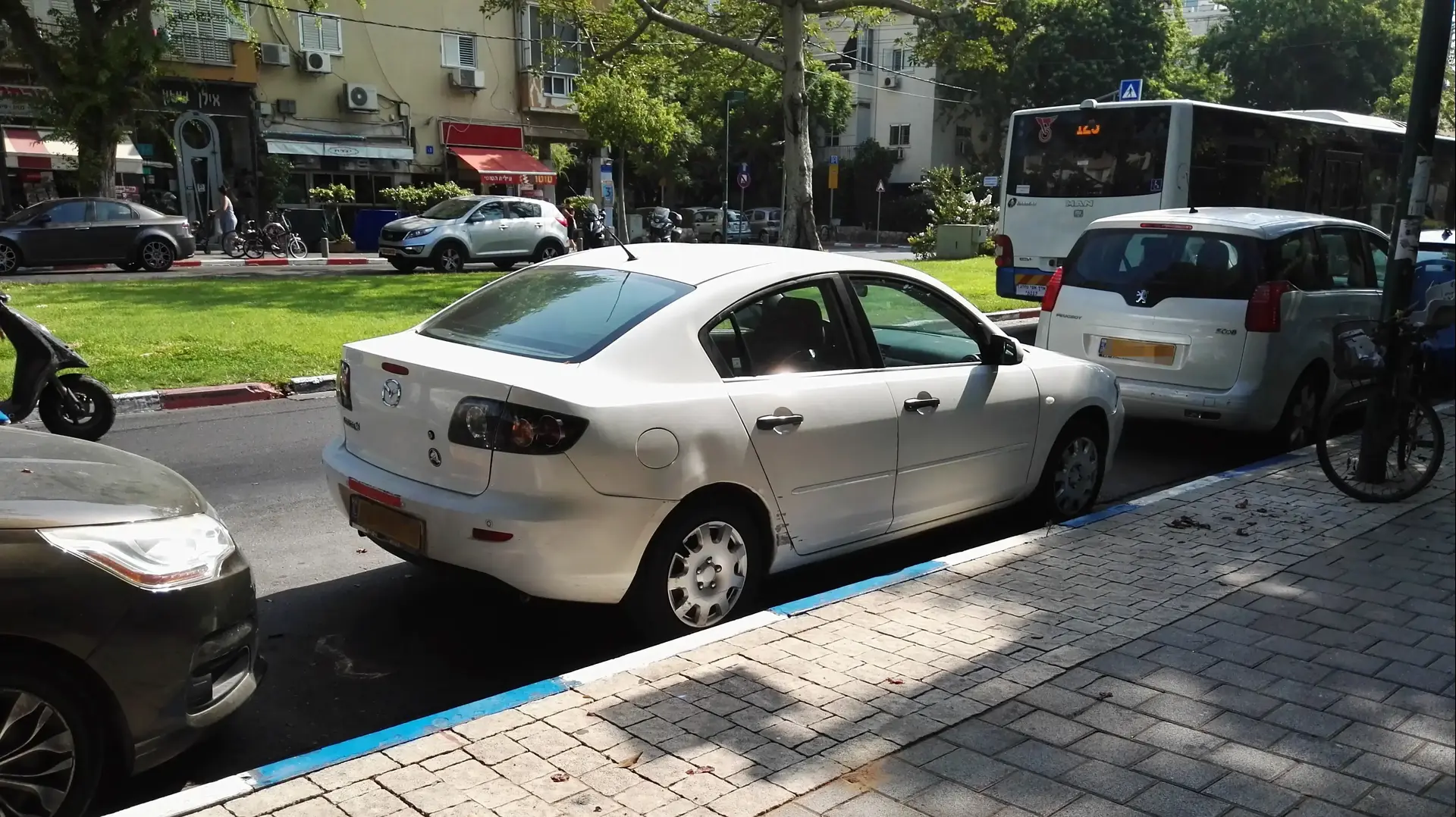 חניה בכחול לבן בתל אביב חניה בכחול לבן בתל אביב