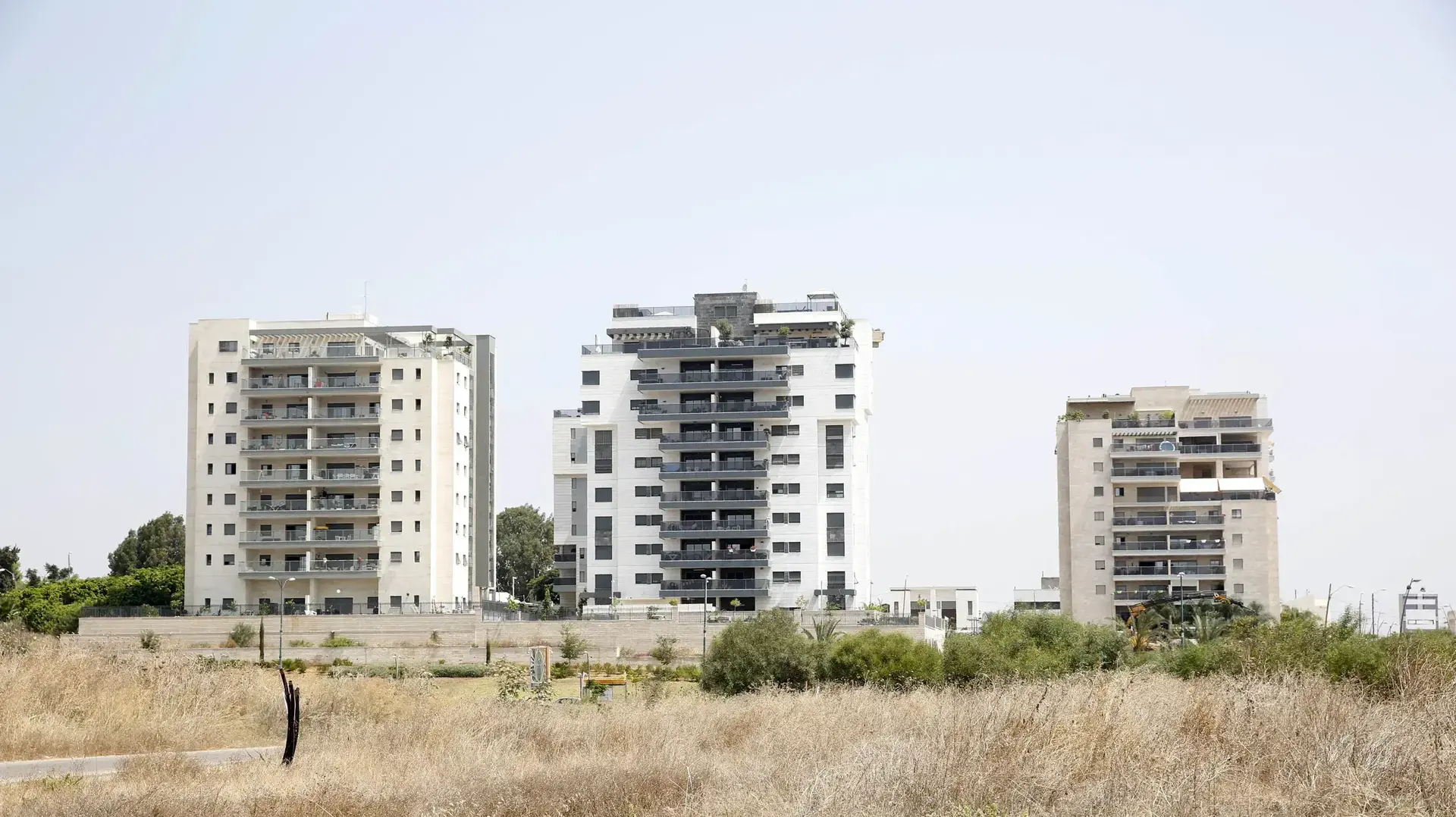 המגדלים הסמוכים לכפר הקסום כפר הנוער ויצ"ו נחלת יהודה המגדלים הסמוכים לכפר הקסום כפר הנוער ויצ"ו נחלת יהודה