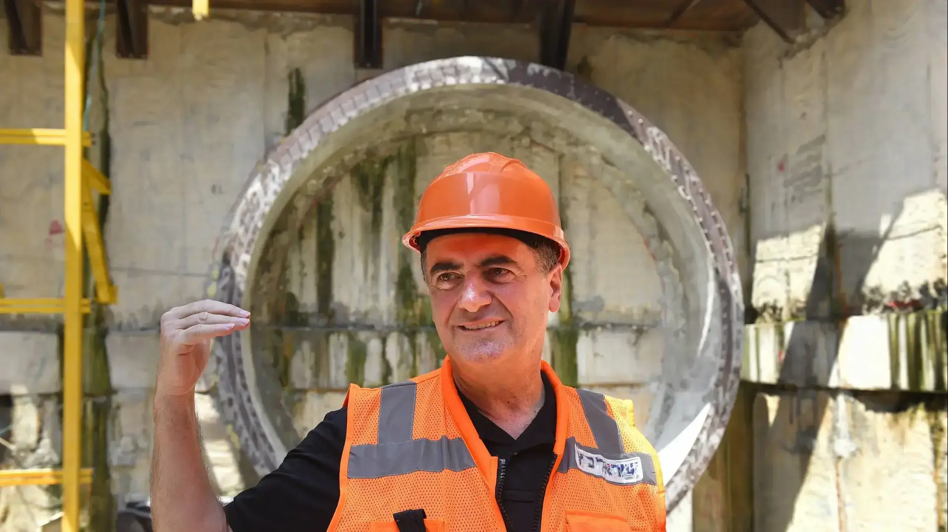 שר התחבורה ישראל כץ באתר עבודות הרכבת התחתית ברמת גן שר התחבורה ישראל כץ באתר עבודות הרכבת התחתית ברמת גן