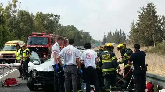 תאונת דרכים בכביש 4 תאונת דרכים בכביש 4