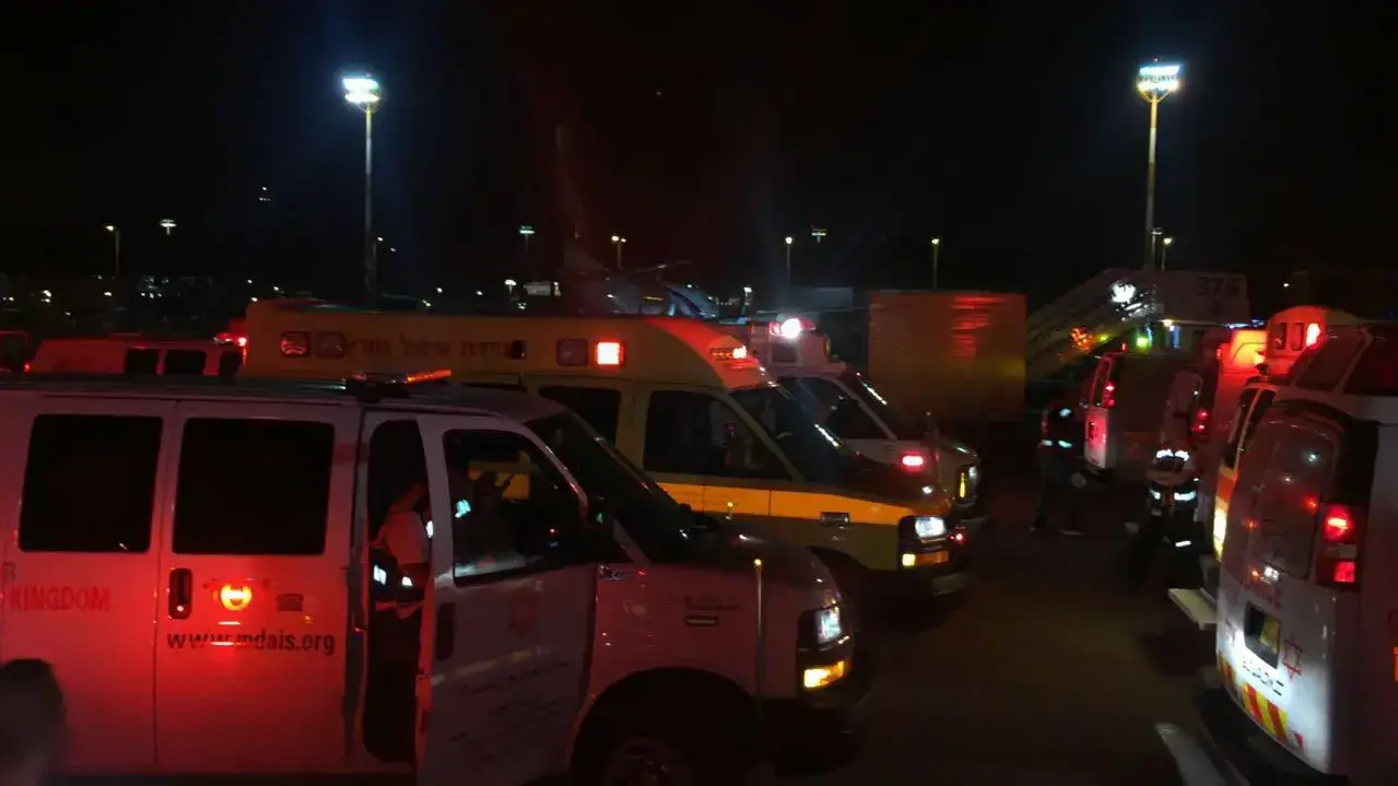 מטוס ישראייר שהמריא מרוסיה נחת בשלום בנתב"ג על 118 נוסעיו 16.08.2016