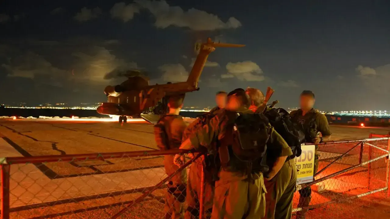 פינוי פצועים מתאונת דרכים בצפון הגולן. בית חולים רמב"ם. 16 באוגוסט 2016 פינוי פצועים מתאונת דרכים בצפון הגולן. בית חולים רמב"ם. 16 באוגוסט 2016