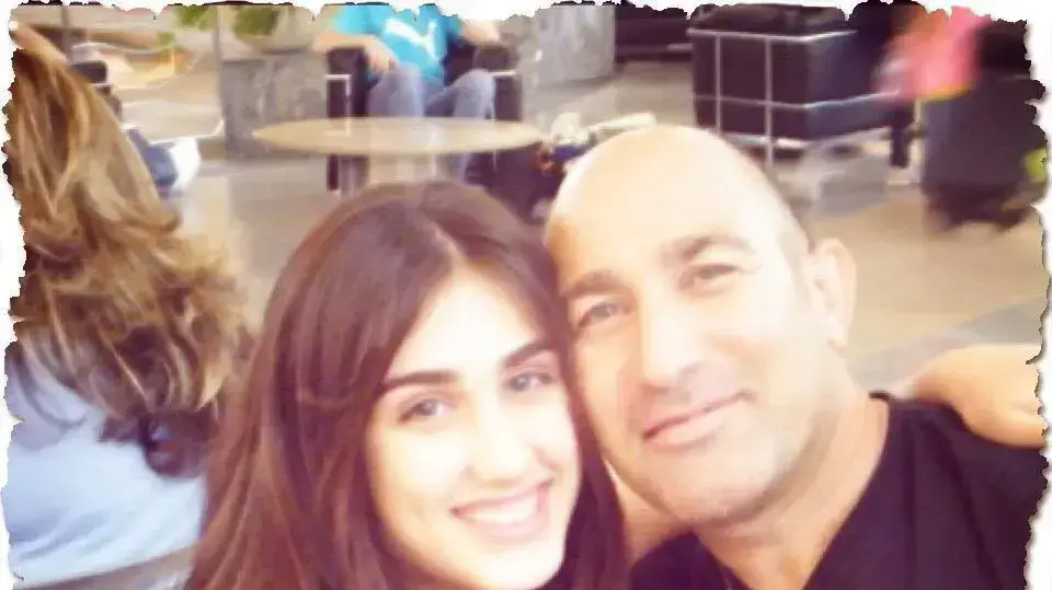 זמיר יונה, שנהרג בתאונת דרכים בבאר שבע, ובתו אלונה, אוגוסט 2016 זמיר יונה, שנהרג בתאונת דרכים בבאר שבע, ובתו אלונה, אוגוסט 2016