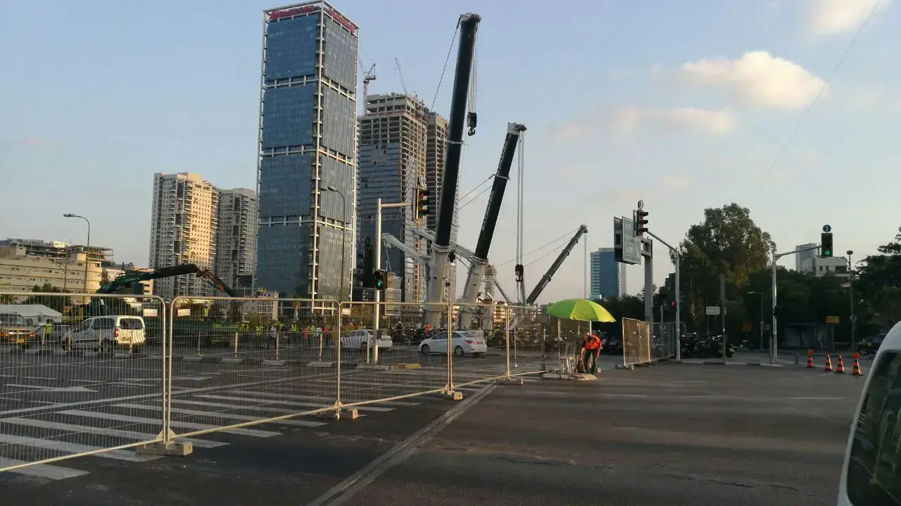 עבודות שדרוג תחנת רכבת השלום בתל אביב, 26 באוגוסט 2016 עבודות שדרוג תחנת רכבת השלום בתל אביב, 26 באוגוסט 2016
