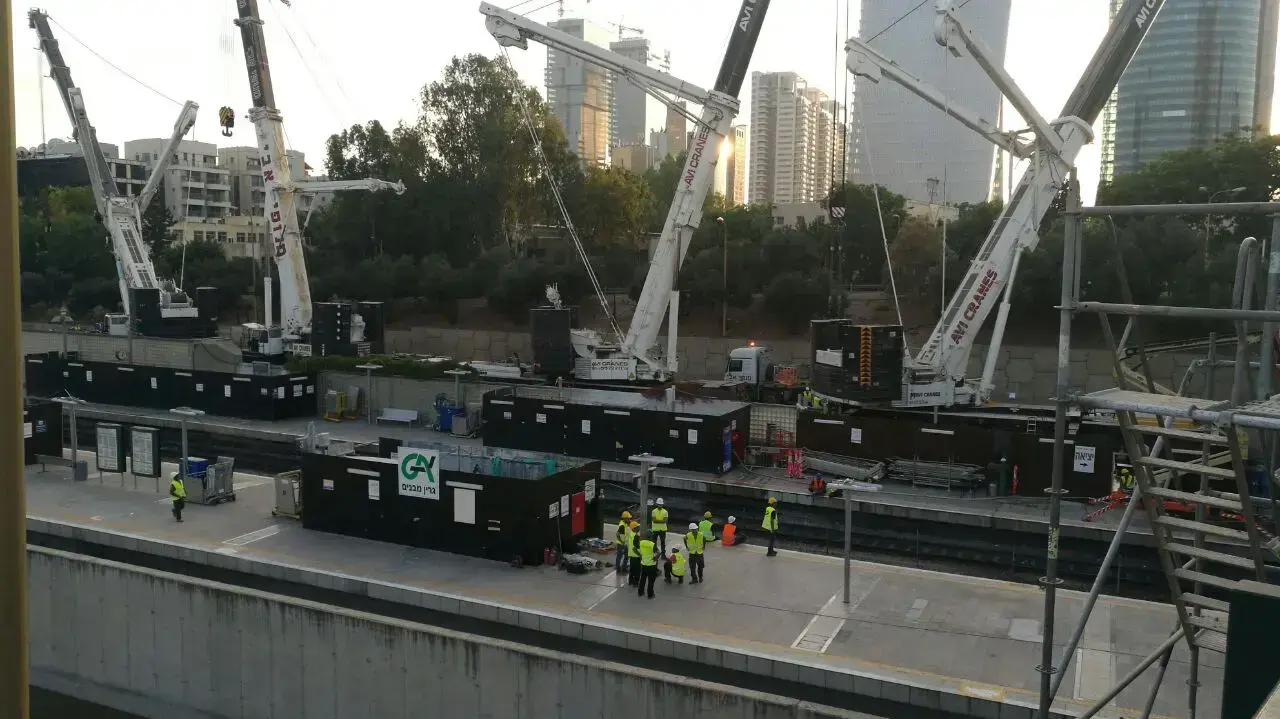עבודות שדרוג תחנת רכבת השלום בתל אביב, 26 באוגוסט 2016 עבודות שדרוג תחנת רכבת השלום בתל אביב, 26 באוגוסט 2016