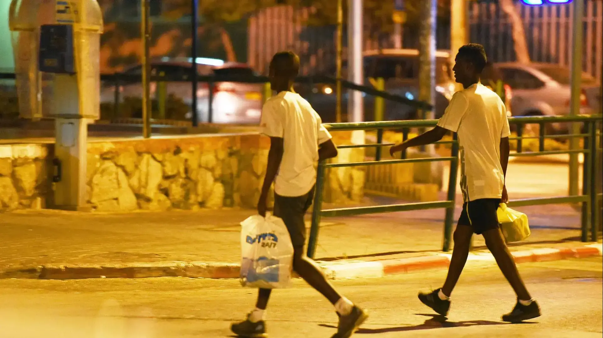 יוצאי אתיופיה בשכונת רמת אליהו שבראשון לציון, אוגוסט 2016 יוצאי אתיופיה בשכונת רמת אליהו שבראשון לציון, אוגוסט 2016