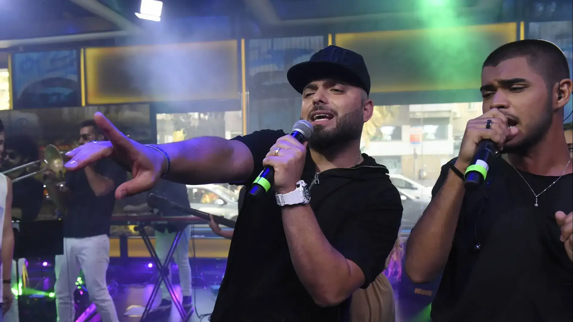 סאבלימינל באולפן השקוף סאבלימינל באולפן השקוף