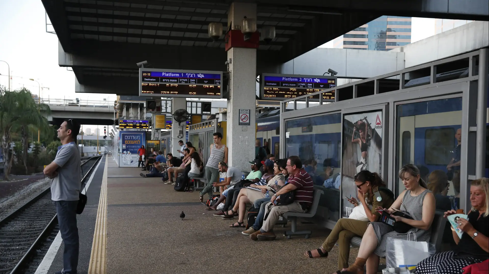 חידשו תנועת הרכבות מתל אביב לחיפה חידשו תנועת הרכבות מתל אביב לחיפה