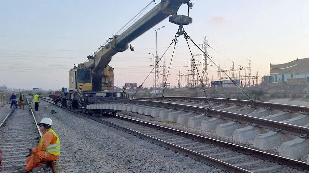 עבודות התשתית ברכבת, בסמוך לתחנת תל אביב האוניברסיטה, ספטמבר 2016 עבודות התשתית ברכבת, בסמוך לתחנת תל אביב האוניברסיטה, ספטמבר 2016