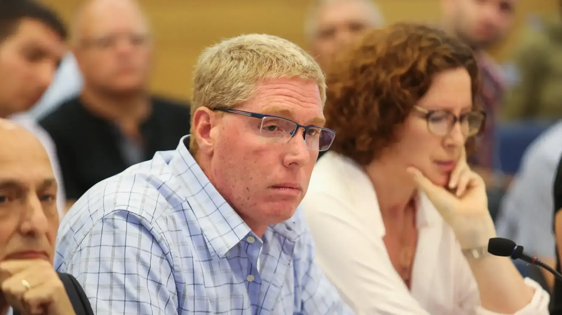 רונן גינזבורג מנכ"ל דניה סיבוס בוועדת הרווחה והעבודה בכנסת. 8 בספטמבר 2016 רונן גינזבורג מנכ"ל דניה סיבוס בוועדת הרווחה והעבודה בכנסת. 8 בספטמבר 2016
