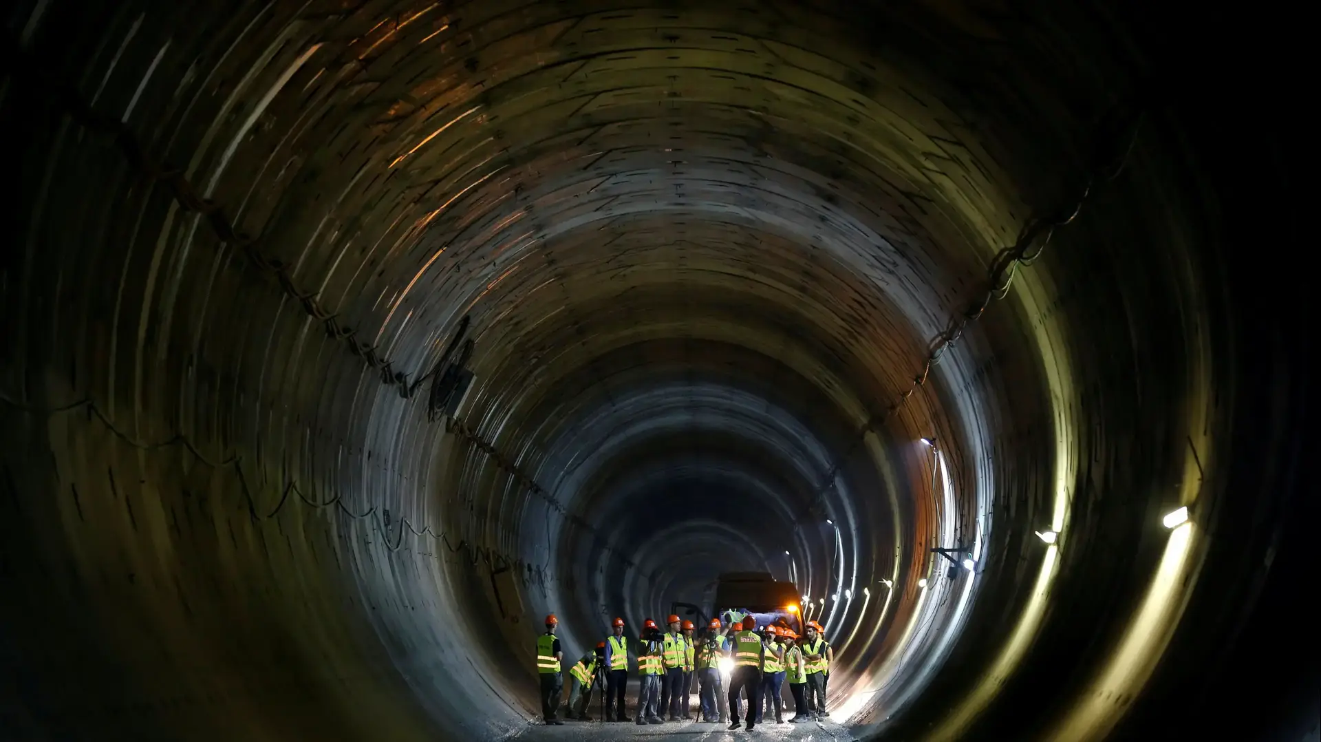 מנהרת הרכבת בין תל אביב לירושלים, סמוך לירושלים. ספטמבר 2016 מנהרת הרכבת בין תל אביב לירושלים, סמוך לירושלים. ספטמבר 2016