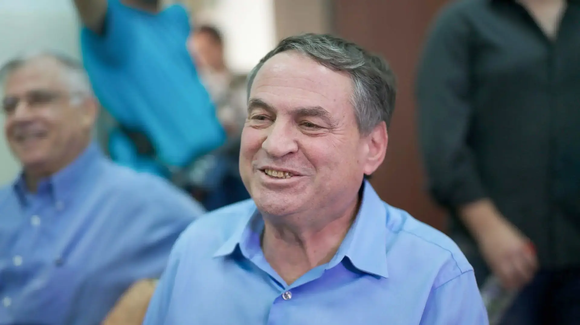 אלוף במיל' עוזי דיין, יו"ר מפעל הפיס, בבית המשפט הצבאי ביפו במשפטו של אלאור אזריה, 19 בספטמבר 2016. אלוף במיל' עוזי דיין, יו"ר מפעל הפיס, בבית המשפט הצבאי ביפו במשפטו של אלאור אזריה, 19 בספטמבר 2016.