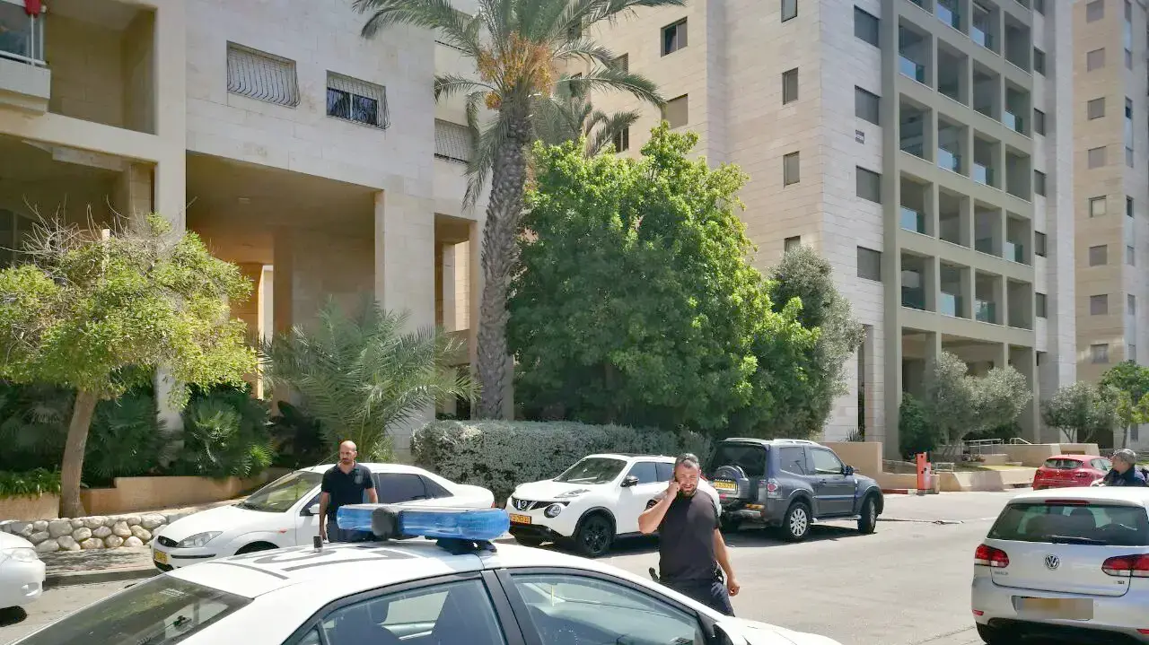 הבניין בו נדקרה נערה בצפון תל אביב. 21 בספטמבר 2016 הבניין בו נדקרה נערה בצפון תל אביב. 21 בספטמבר 2016