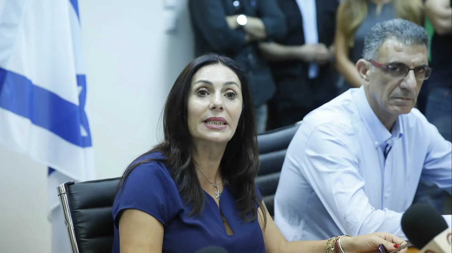 שרת התרבות מירי רגב במסיבת עיתונאים לאחר טקס פרסי אופיר שרת התרבות מירי רגב במסיבת עיתונאים לאחר טקס פרסי אופיר