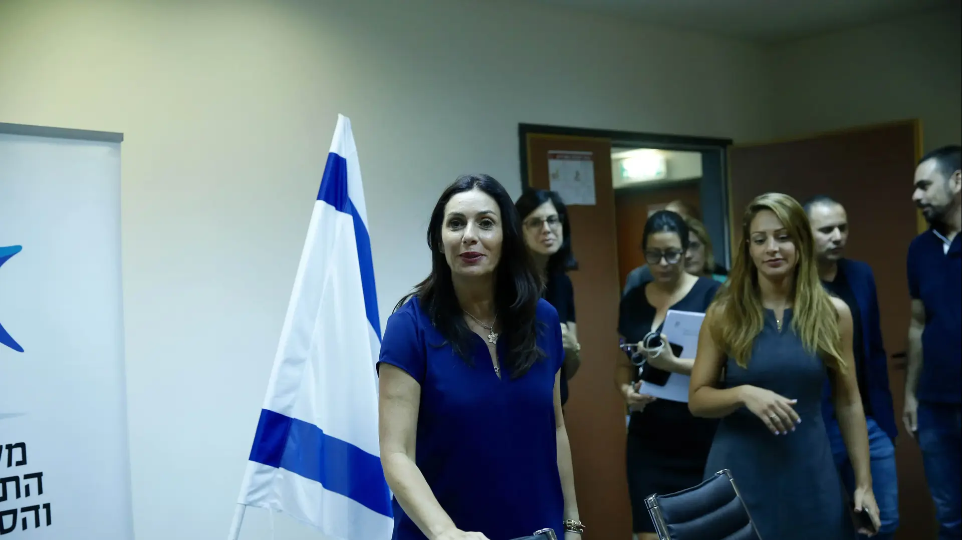 שרת התרבות מירי רגב במסיבת עיתונאים לאחר טקס פרסי אופיר שרת התרבות מירי רגב במסיבת עיתונאים לאחר טקס פרסי אופיר