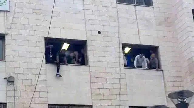 פעילות של כוחות מג"ב במרכז לנוער ולספורט בחברון, 23 בספטמבר 2016 פעילות של כוחות מג"ב במרכז לנוער ולספורט בחברון, 23 בספטמבר 2016