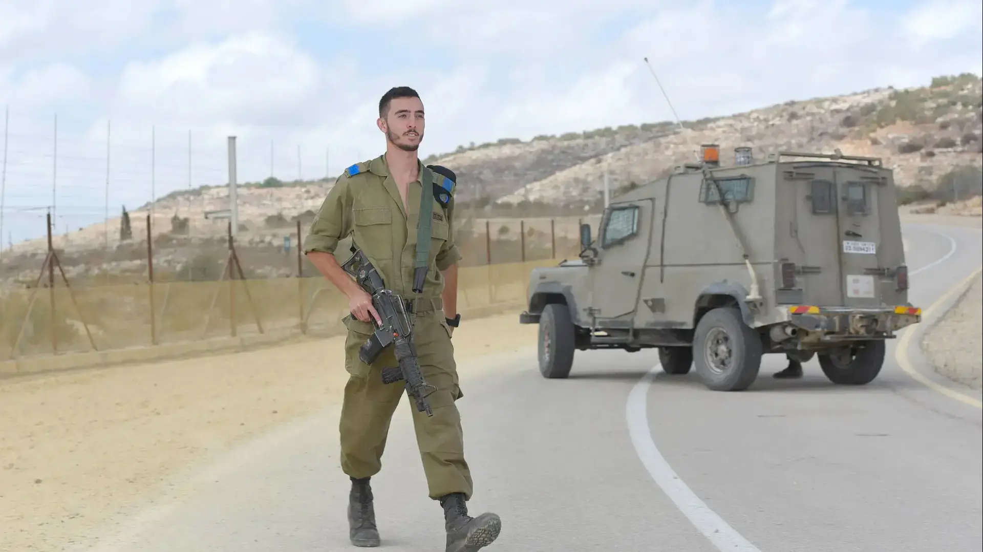 עומרי גבאי, קיבל תעודת הערכה על תפקודו במהלך פיגוע דקירה סמוך למושב סלעית בפברואר 2016. 22 בספטמבר 2016 עומרי גבאי, קיבל תעודת הערכה על תפקודו במהלך פיגוע דקירה סמוך למושב סלעית בפברואר 2016. 22 בספטמבר 2016