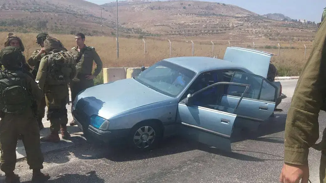 זירת פיגוע דקירה במחסום דרומית לשכם, 31 ביולי 2016 זירת פיגוע דקירה במחסום דרומית לשכם, 31 ביולי 2016