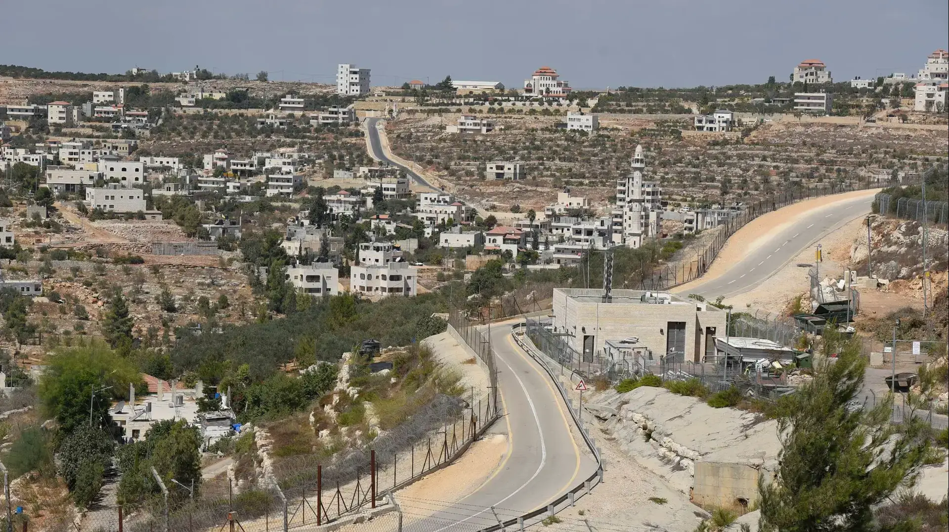 כפר קובייבה, צפונית להר אדר. האזור בו התרחש פיגוע בפברואר 2016. 27 בספטמבר 2016 כפר קובייבה, צפונית להר אדר. האזור בו התרחש פיגוע בפברואר 2016. 27 בספטמבר 2016